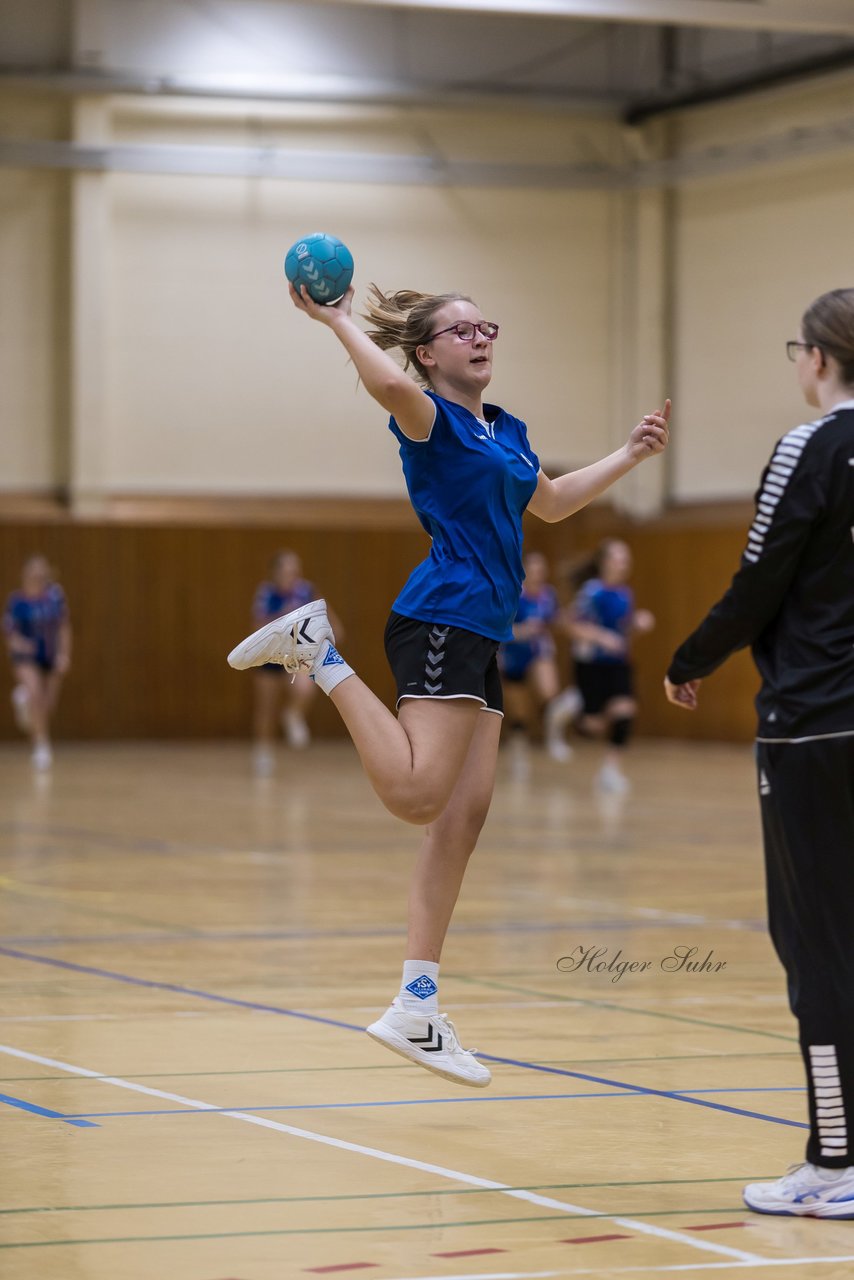 Bild 134 - wCJ TSV Ellerau - SG Pahlhude/Tellingstedt : Ergebnis: 21:18